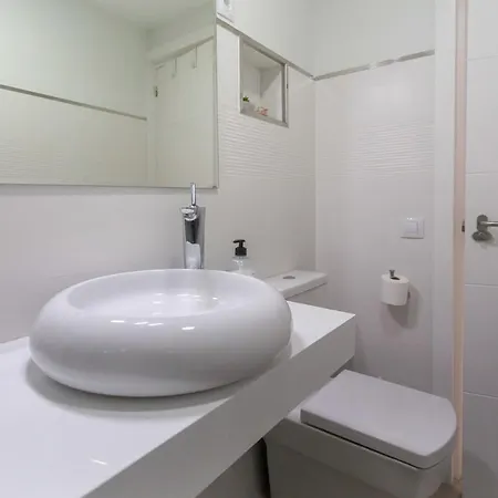 Con Terraza Y Piscina En Canteras Apartamento